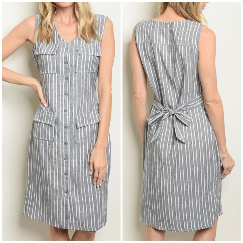 CLEARANCE ‼️BLACK WHITE STRIPES- DRESS - Picture 1 of 3